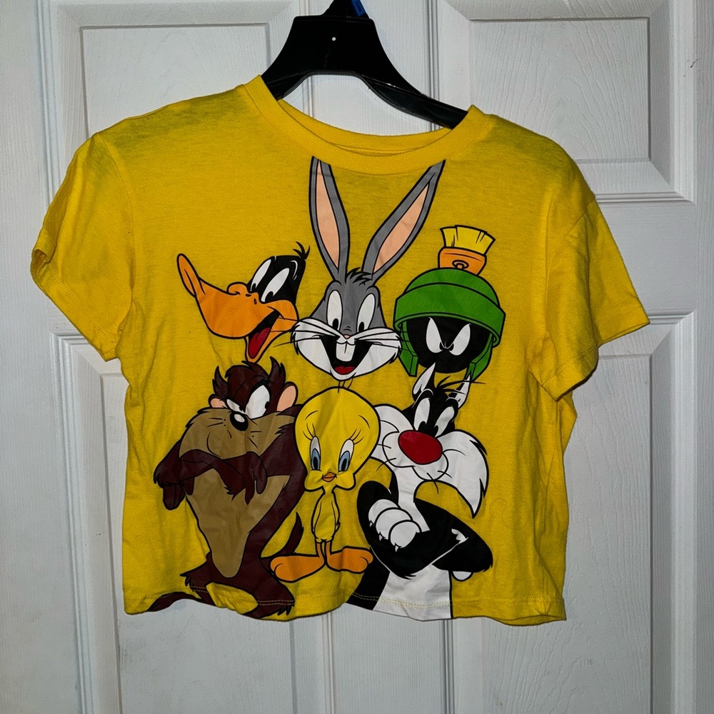 Looney toons yellow tshirt cropped size small